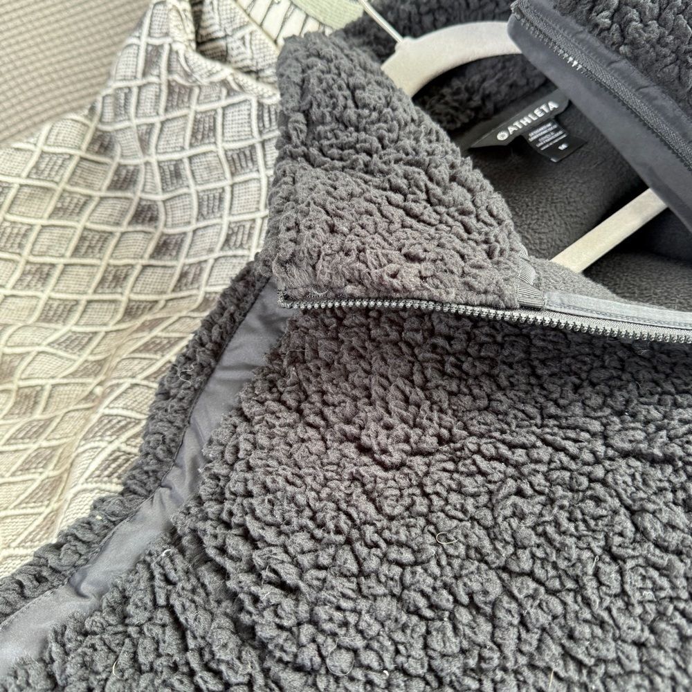 ATHLETA black half zip thick fleece pullover with pockets - Picture 6 of 7